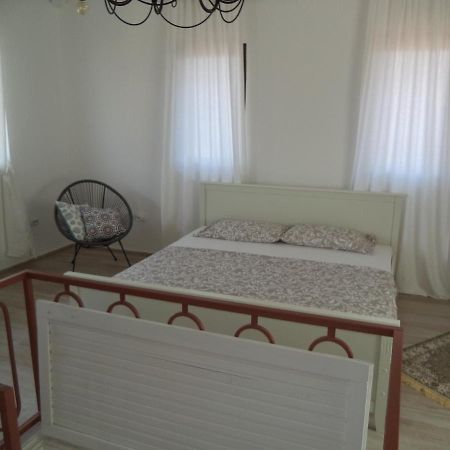 Chic Sea Front Apartment With Breathtaking Kotor Bay View Доньї-Столів Екстер'єр фото