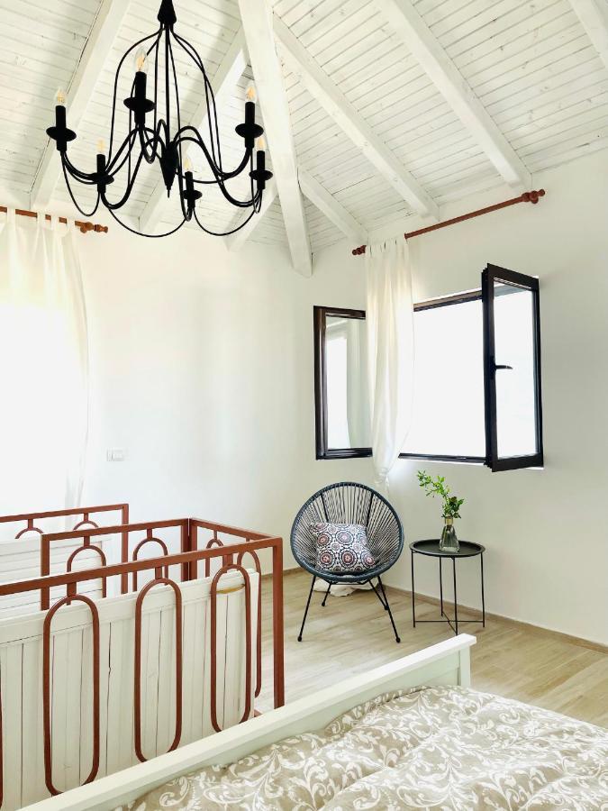 Chic Sea Front Apartment With Breathtaking Kotor Bay View Доньї-Столів Екстер'єр фото