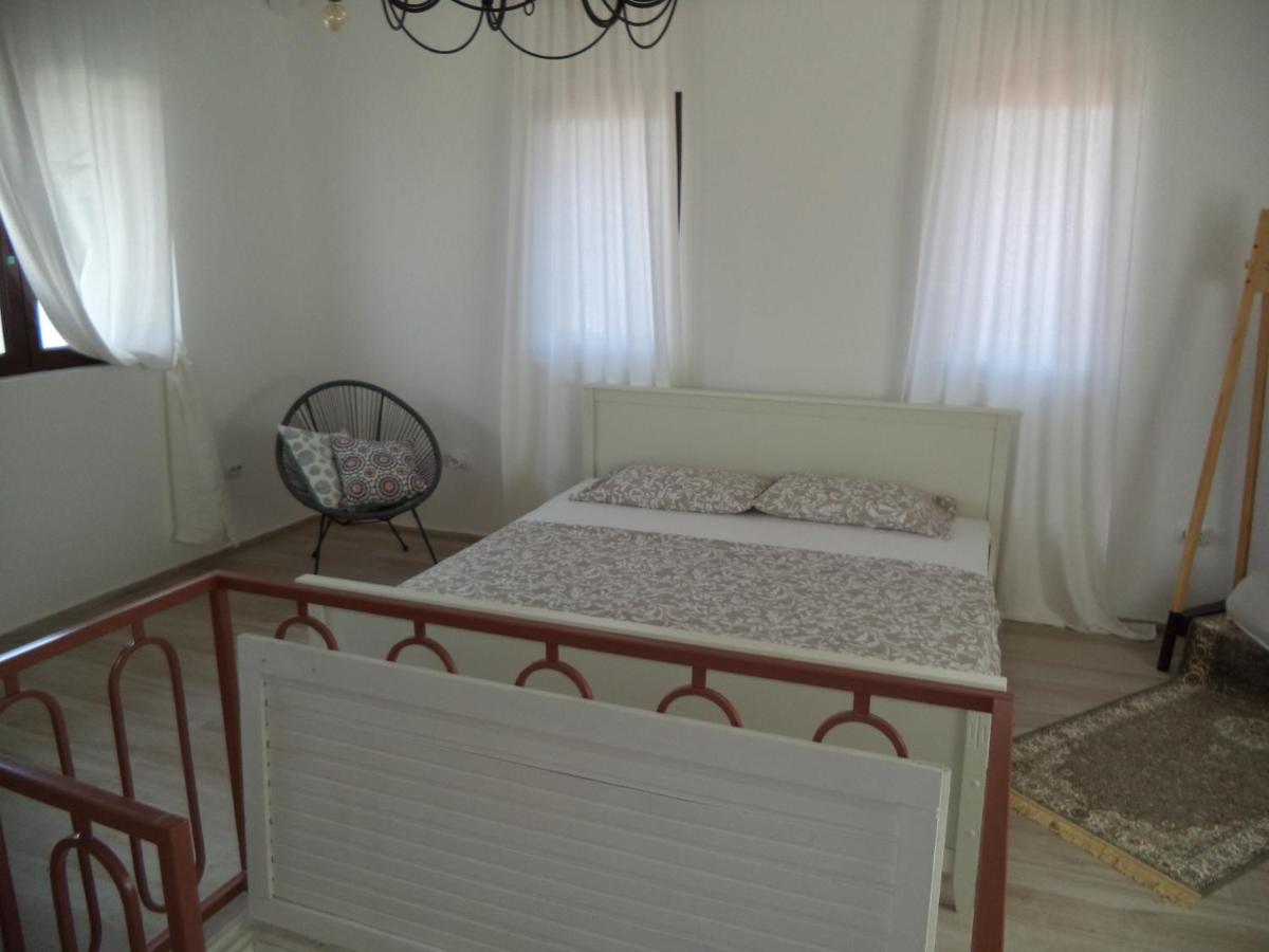 Chic Sea Front Apartment With Breathtaking Kotor Bay View Доньї-Столів Екстер'єр фото